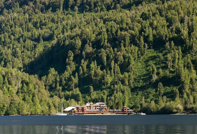 בית מלון כפרי Puyuhuapi Lodge & Spa