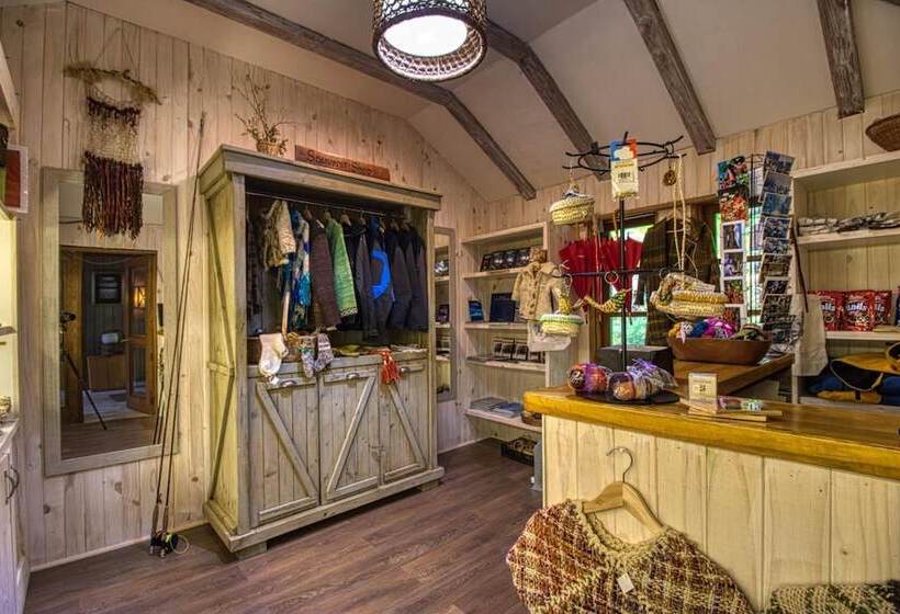 בית מלון כפרי Puyuhuapi Lodge & Spa