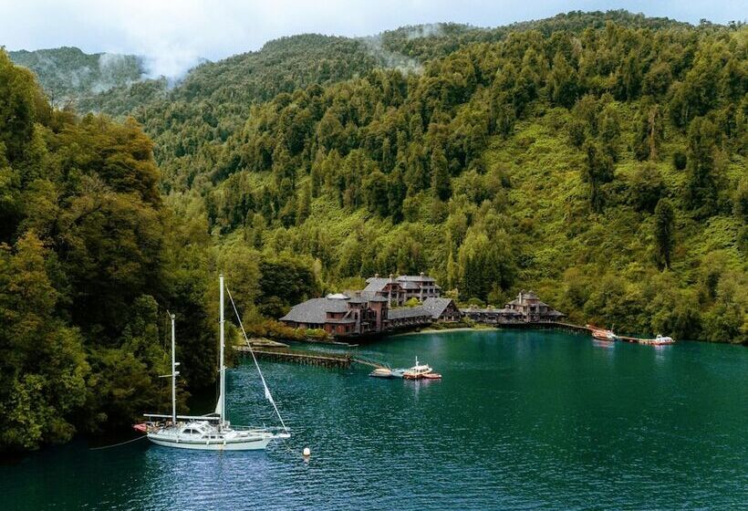 בית מלון כפרי Puyuhuapi Lodge & Spa