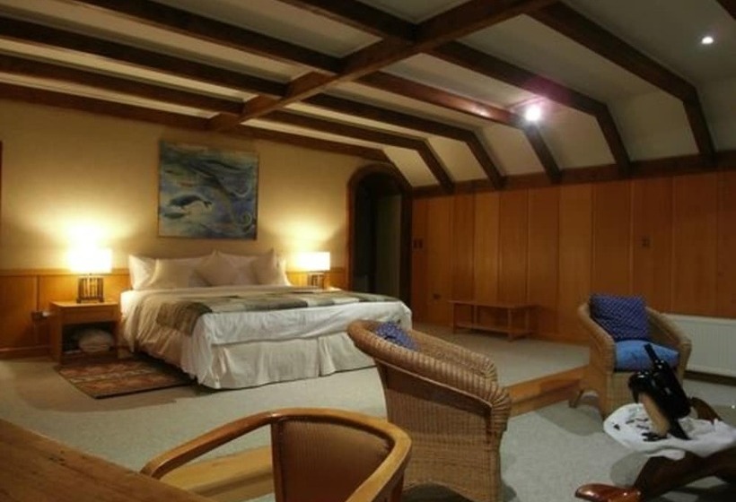 בית מלון כפרי Puyuhuapi Lodge & Spa