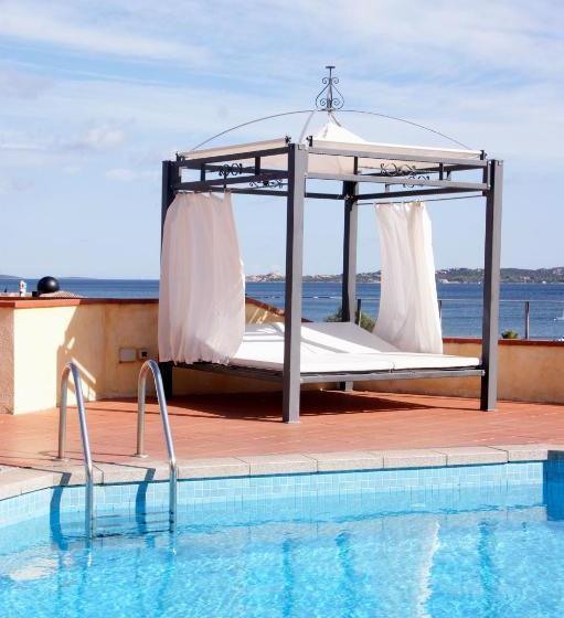 בית מלון כפרי Residence Riva Azzurra