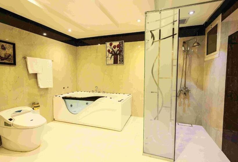 Rest Night Hotel Serviced Apartments Alhamra