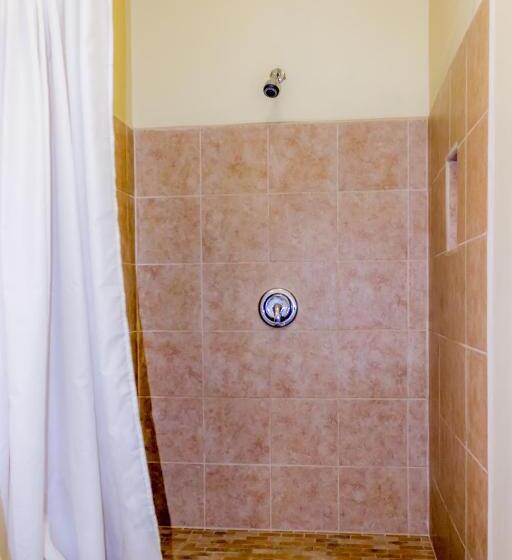 בית מלון כפרי Rolson