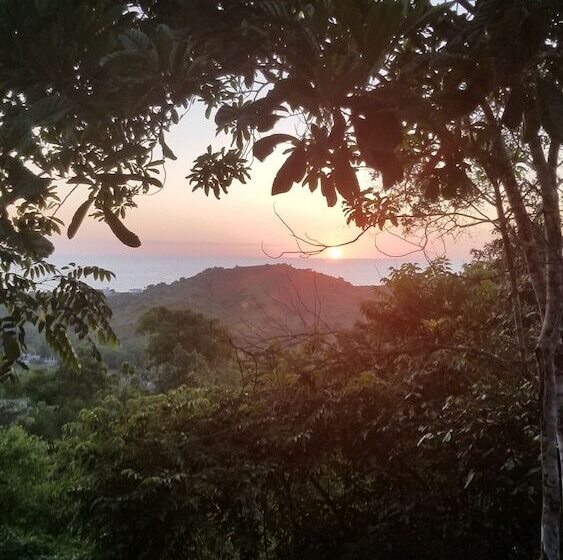 هتل Samai Lodge Holistic Living