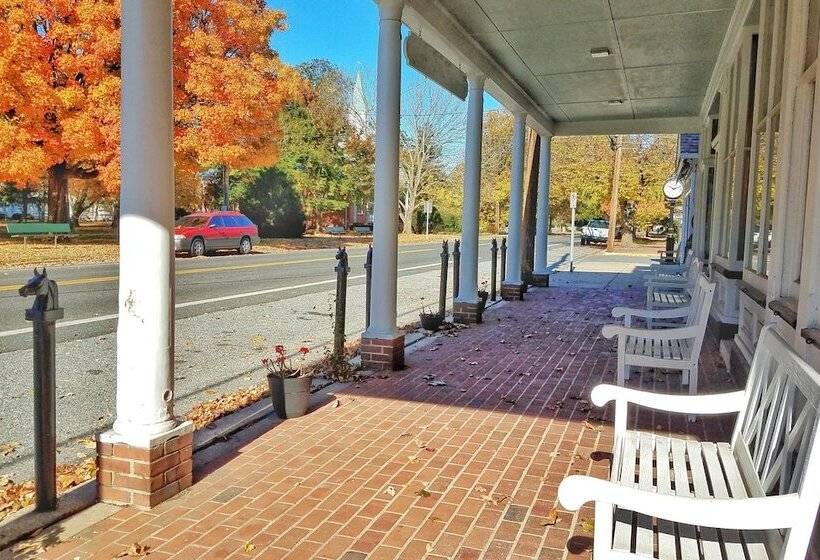 فندق Sandaway Suites & Beach