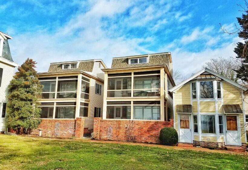 فندق Sandaway Suites & Beach