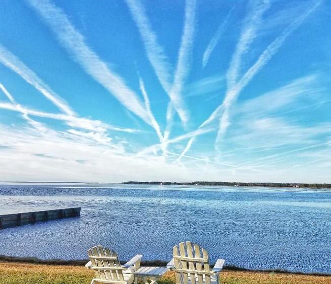 فندق Sandaway Suites & Beach