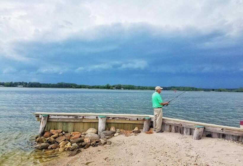 فندق Sandaway Suites & Beach