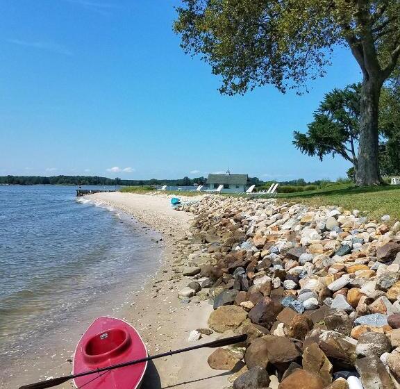 فندق Sandaway Suites & Beach