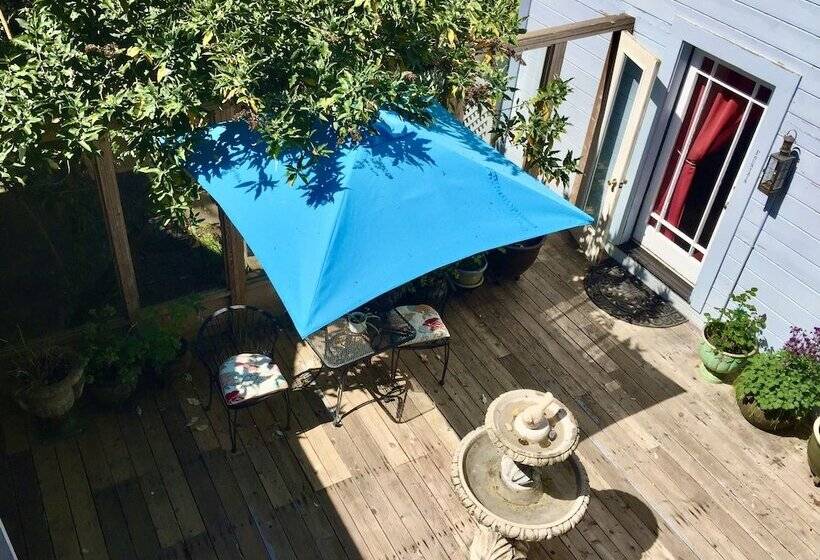 호텔 Shaw House Inn