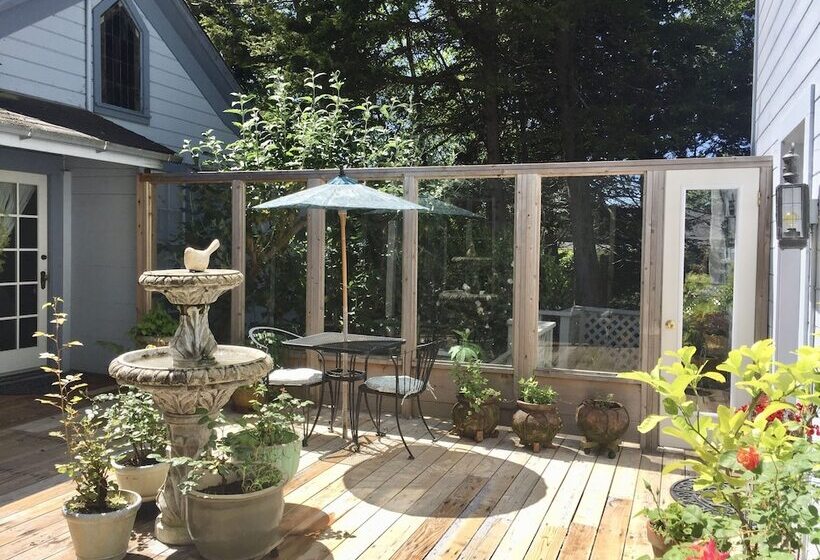 호텔 Shaw House Inn