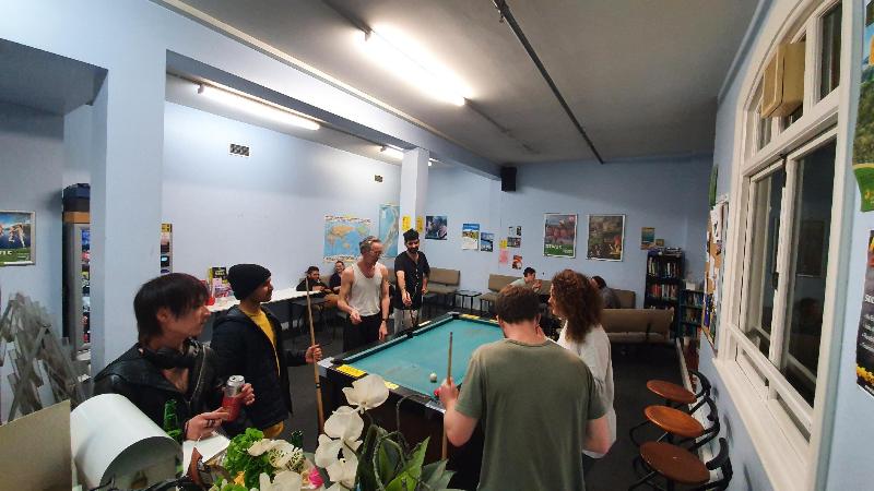 בית מלון כפרי Surf  N  Snow Backpackers