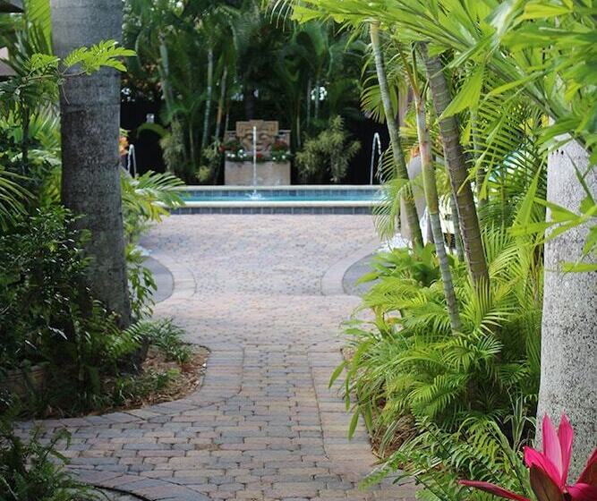 酒店 The Cabanas Guesthouse & Spa Gay Resort Catering To Gay Men