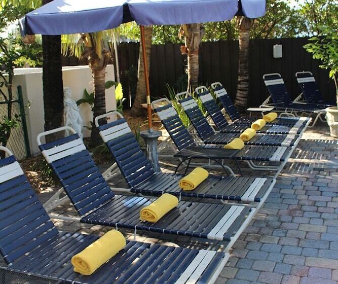 酒店 The Cabanas Guesthouse & Spa Gay Resort Catering To Gay Men