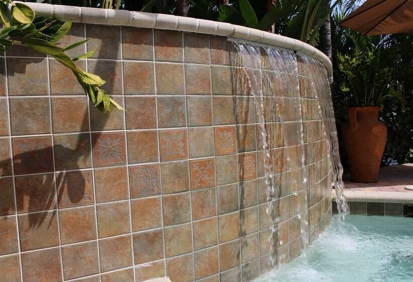 酒店 The Cabanas Guesthouse & Spa Gay Resort Catering To Gay Men