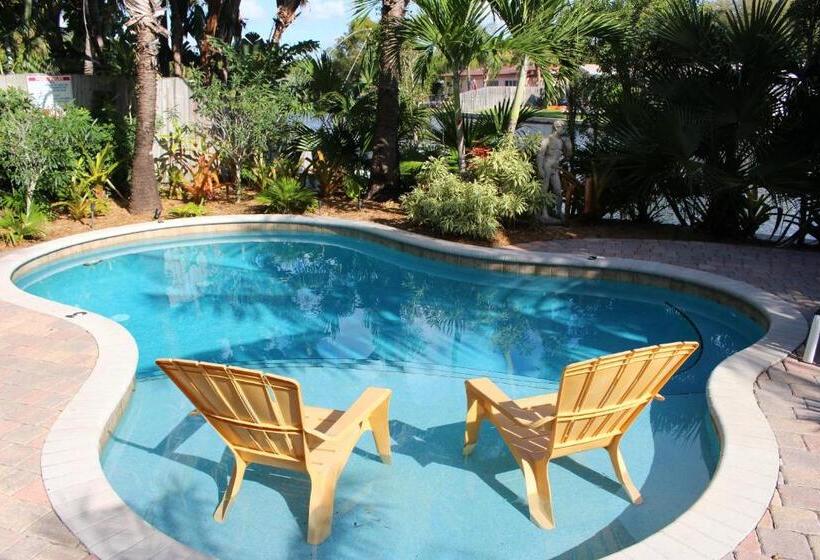 酒店 The Cabanas Guesthouse & Spa   Gay Resort Catering To Gay Men