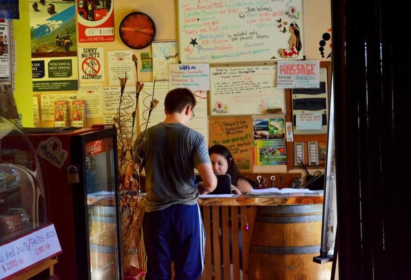 酒店 The Princesa Insolente Hostel