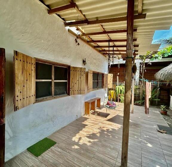 هتل The Sea Garden House