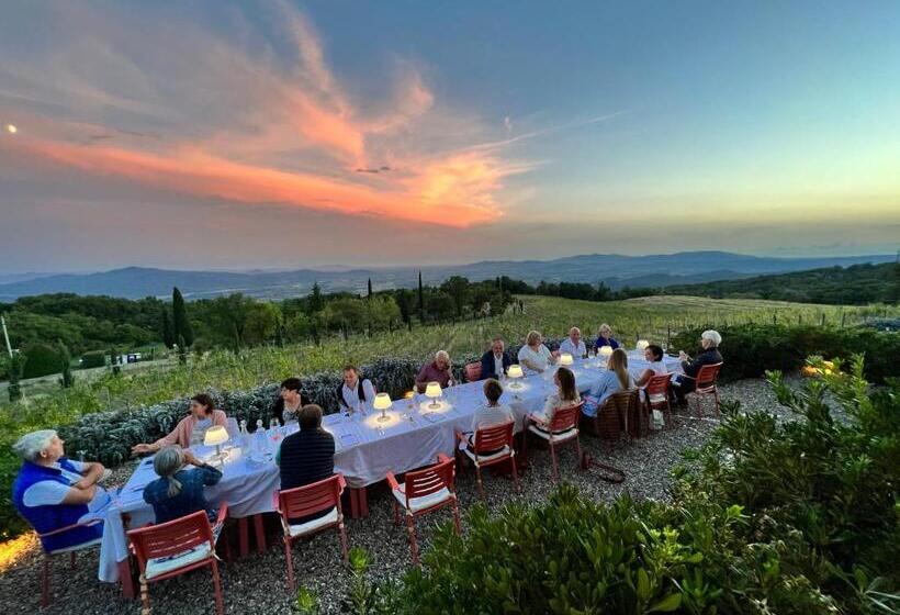 فندق Valdonica Winery Fine Dine & Wine