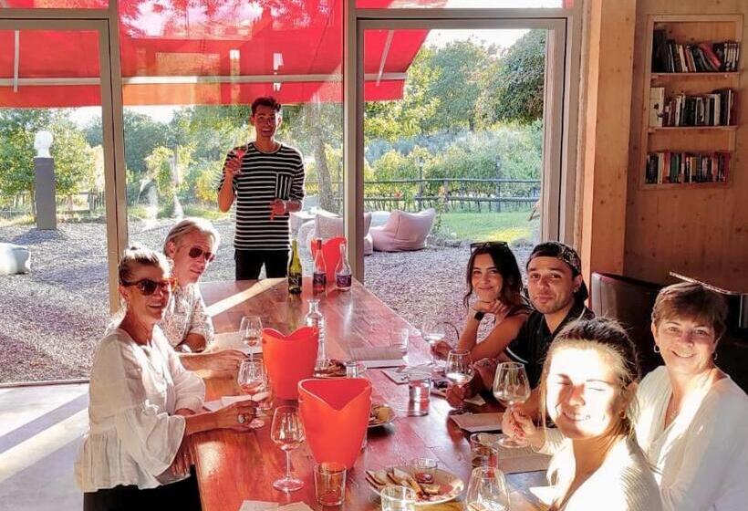 فندق Valdonica Winery Fine Dine & Wine