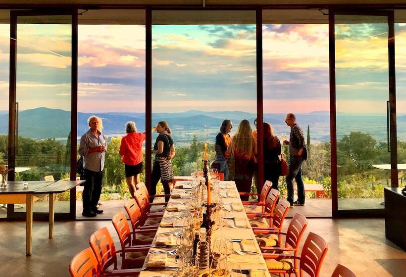 فندق Valdonica Winery Fine Dine & Wine