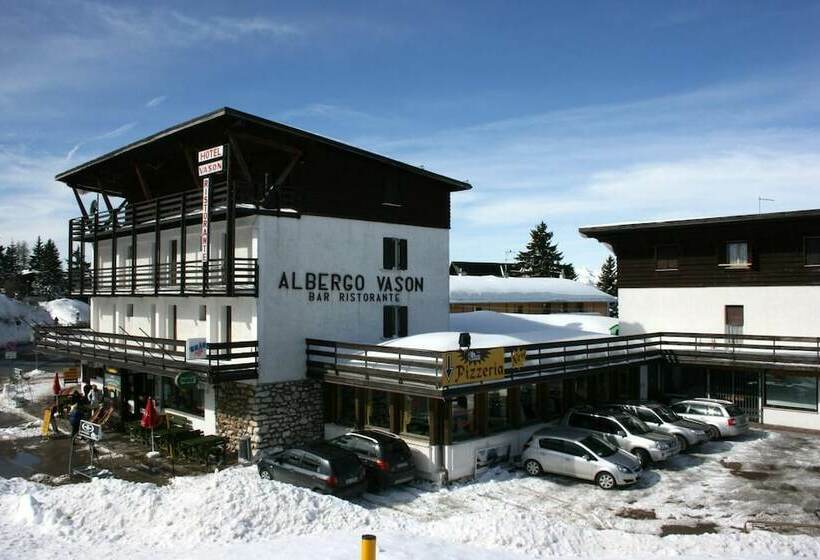 בית מלון כפרי Vason