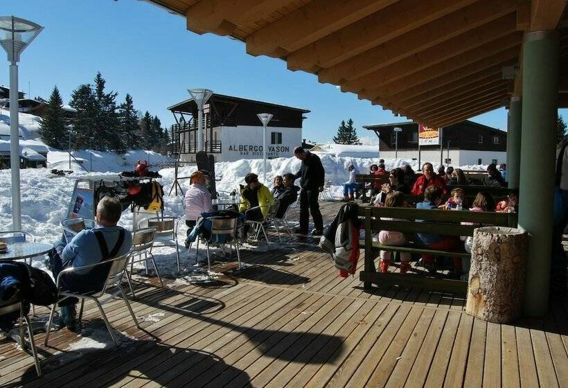 בית מלון כפרי Vason