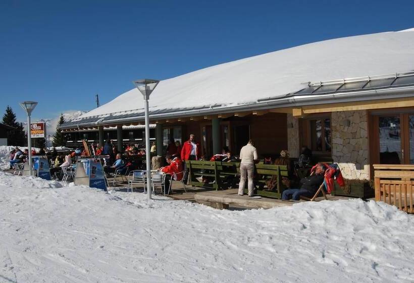 בית מלון כפרי Vason