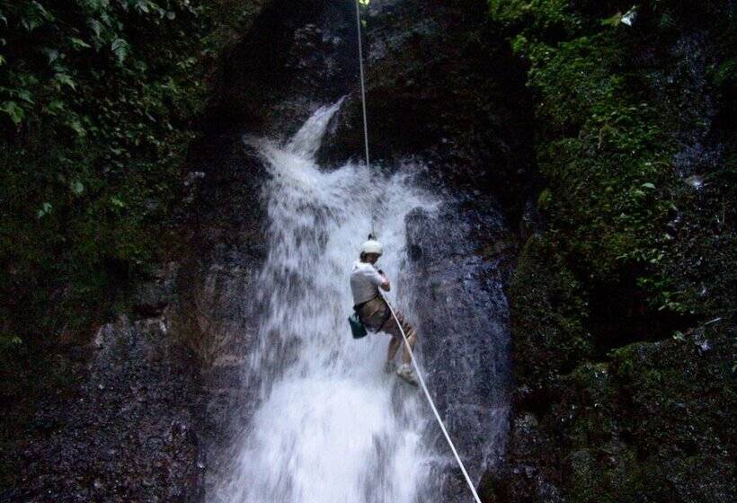 Oceanfront Hotel Verde Mar Direct Access To The Beach