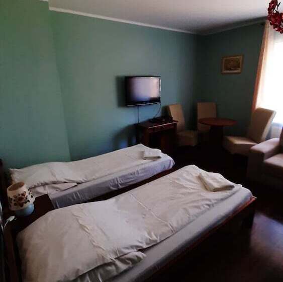 فندق Villa Rosse Pokoje Goscinne