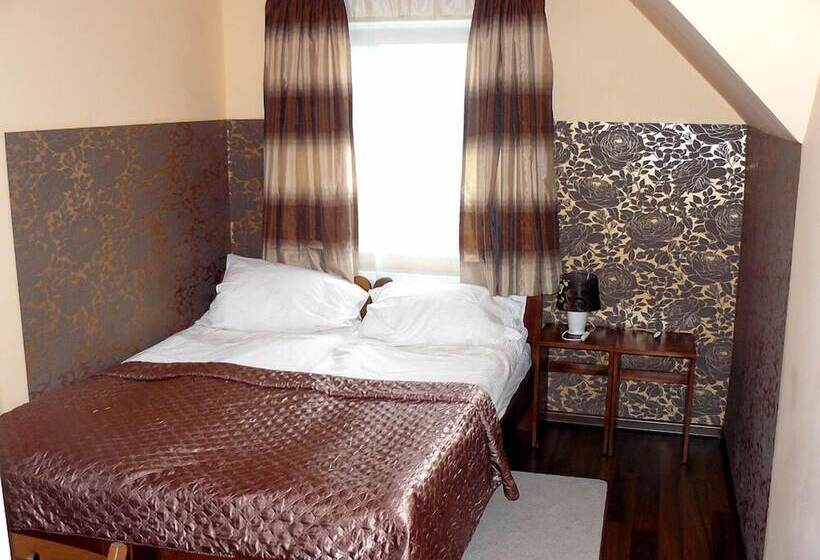 فندق Villa Rosse Pokoje Goscinne