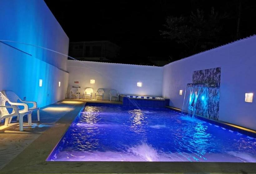 ホテル Zipa Villeta