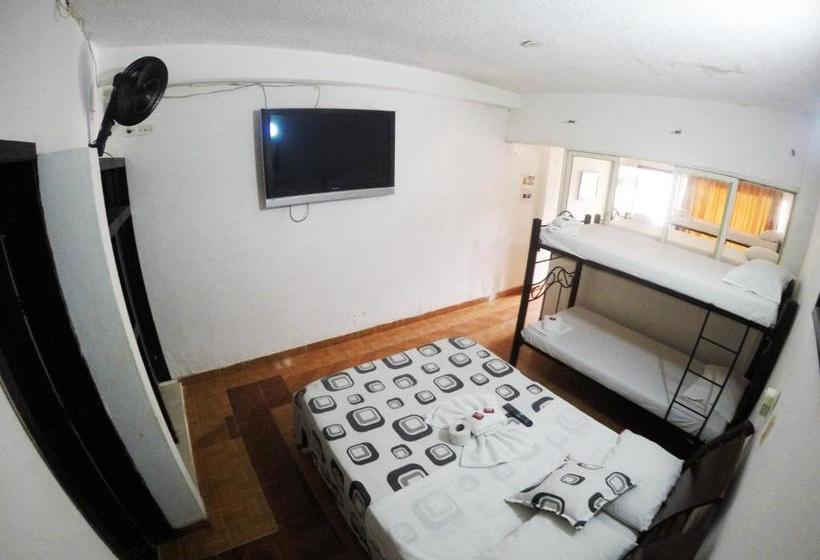 ホテル Zipa Villeta