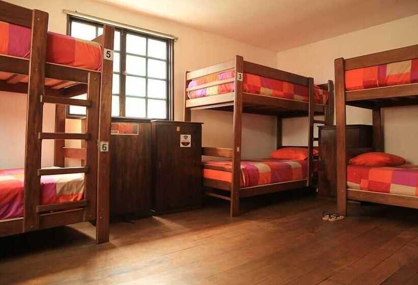 Nomade Backpackers Hostel