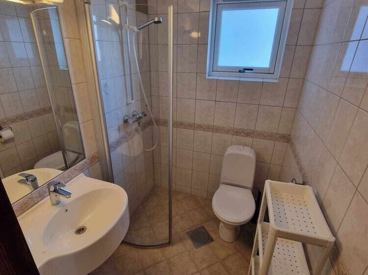 Stord Folkehøgskule Sommarhotell Leirvik