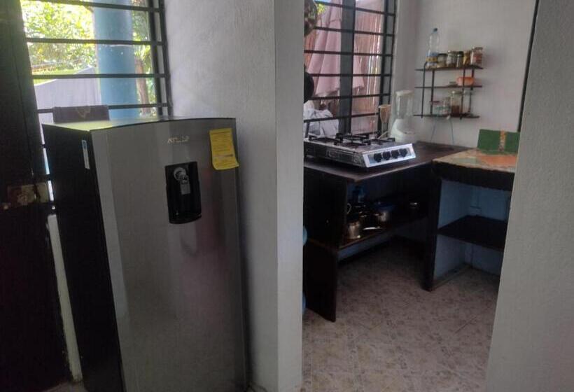 旅馆 Cabinas Del Mar