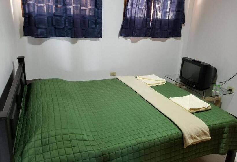 فندق صغير Monte Campana Escazu