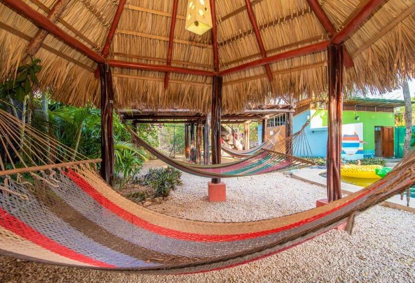 호스텔 Playa Grande Surf Camp