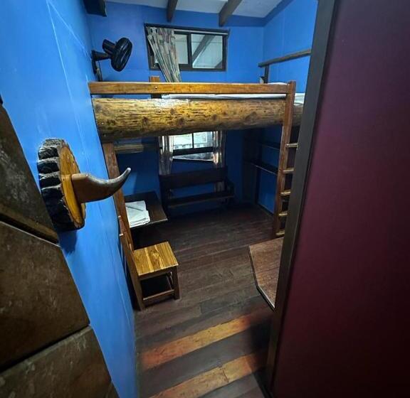 Общежитие Playa Negra Brewing Beachfront