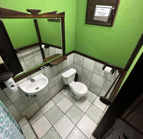 Общежитие Playa Negra Brewing Beachfront