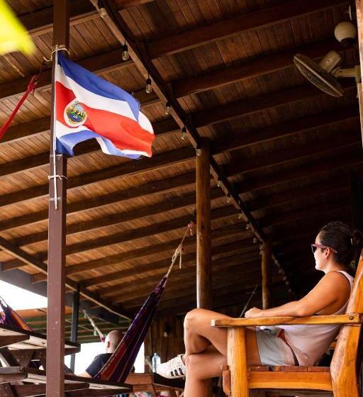 فندق صغير Pura Natura Lodge Manuel Antonio