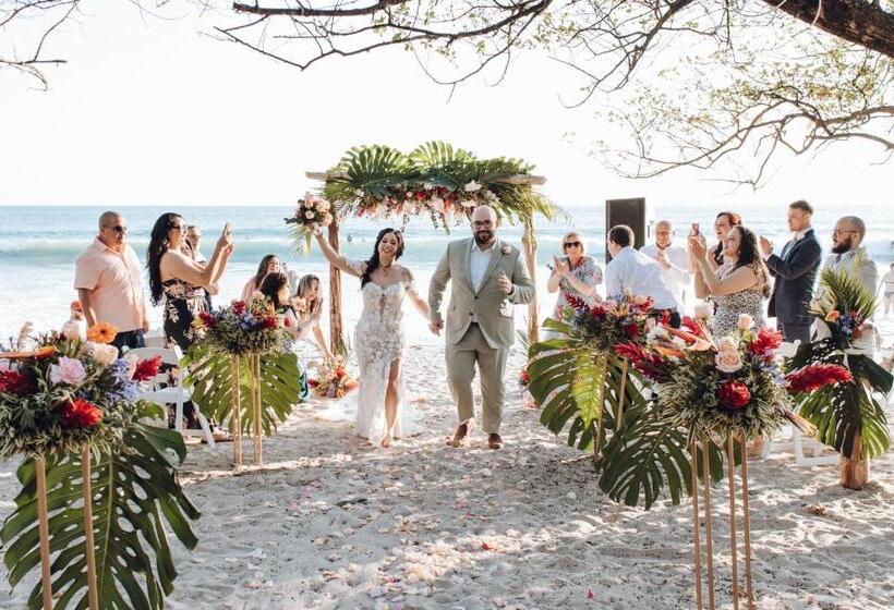 Banana Beach Bungalows