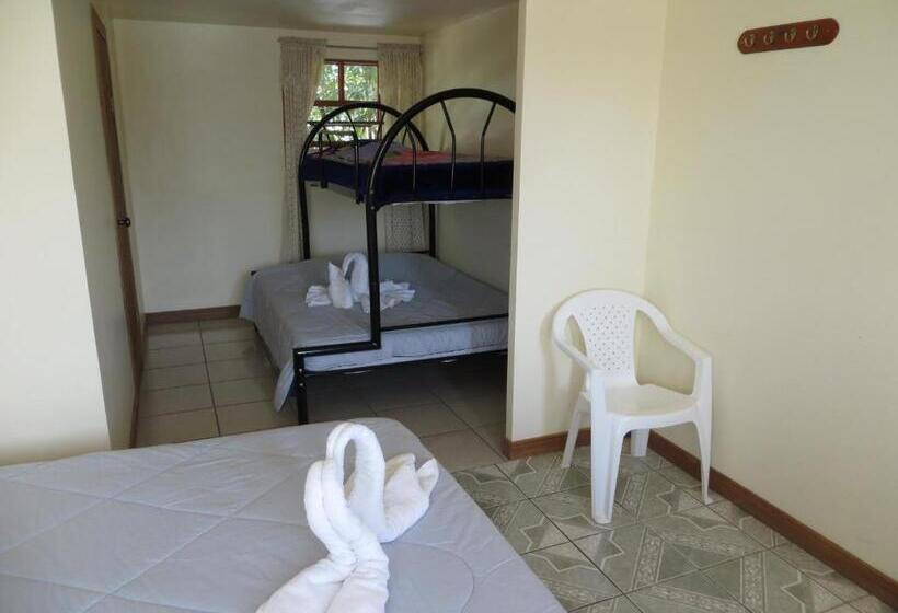 צימר Cabinas Nuestra Kasa