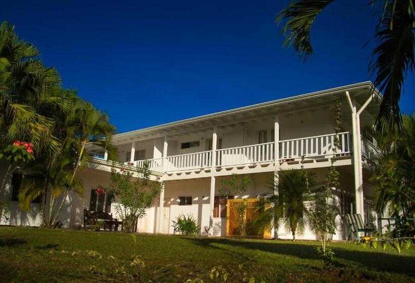 تختخواب و صبحانه Horizontes De Montezuma