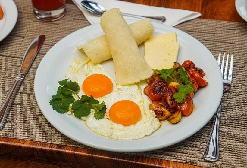 צימר La Fortuna Lodge By Treebu Hotels