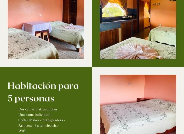 민박 Los Tucanes Lodging