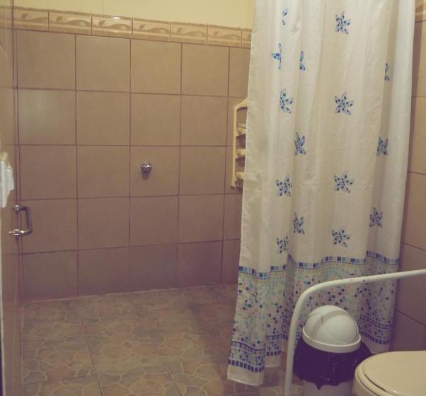 تختخواب و صبحانه Monte Los Lirios Lodge