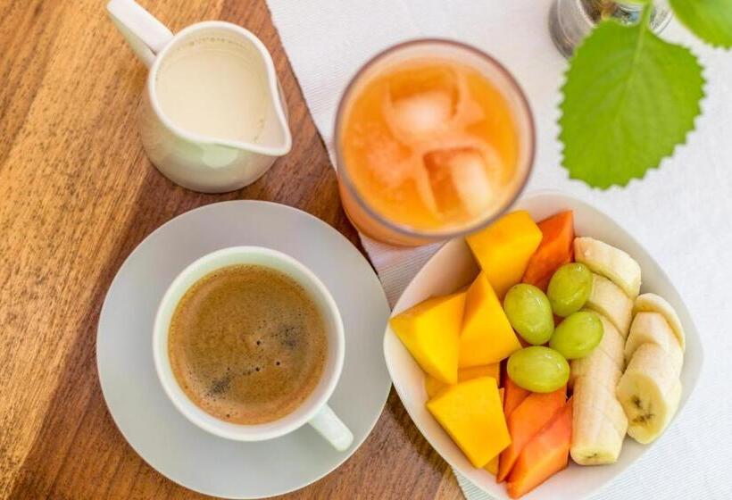 ベッドアンドブレックファースト Relax Natural Village Adults Only