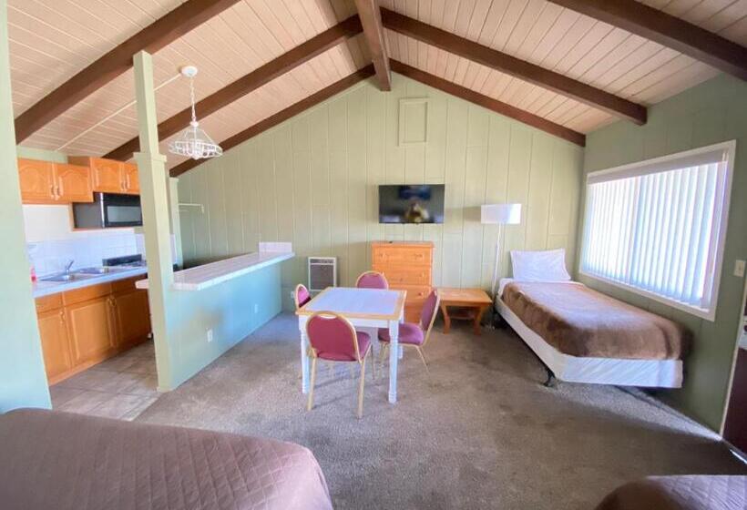 Bristlecone Motel