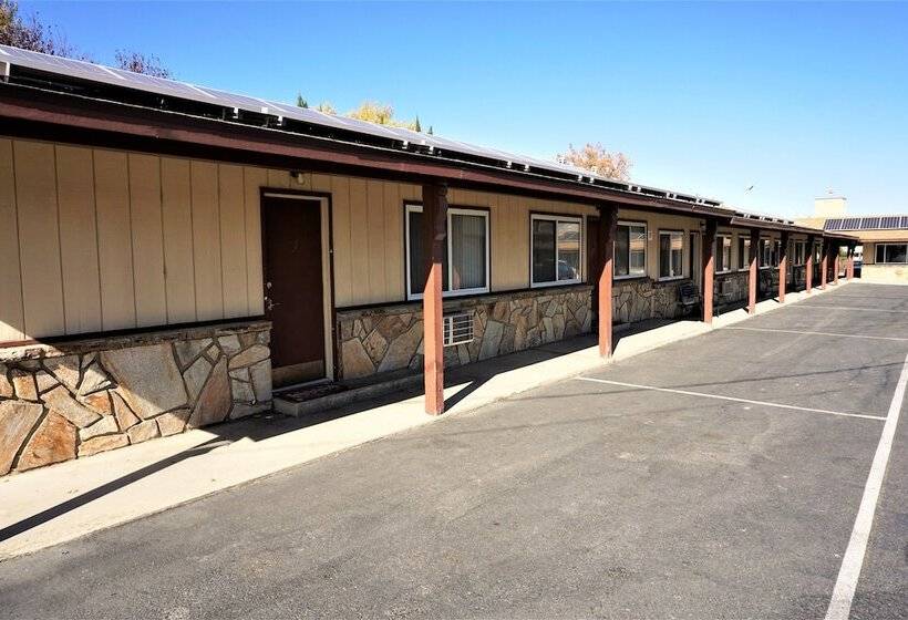 Bristlecone Motel